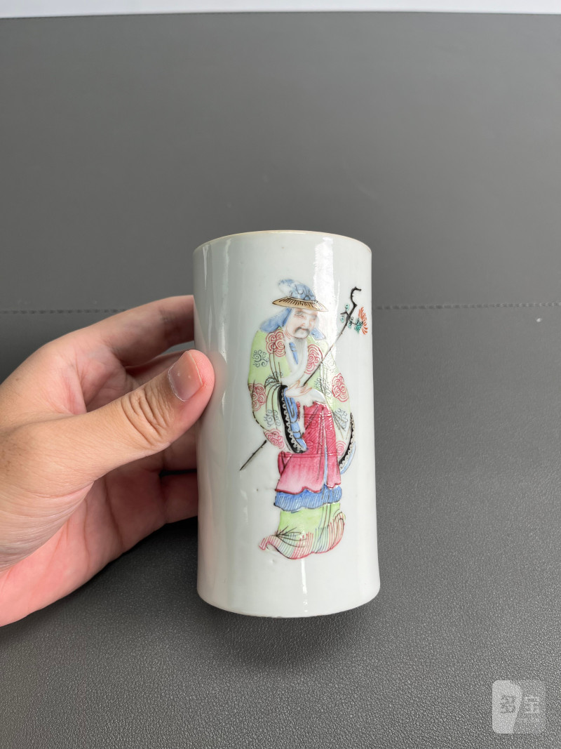 清咸丰 粉彩粉彩“无双谱”笔筒 - 图3